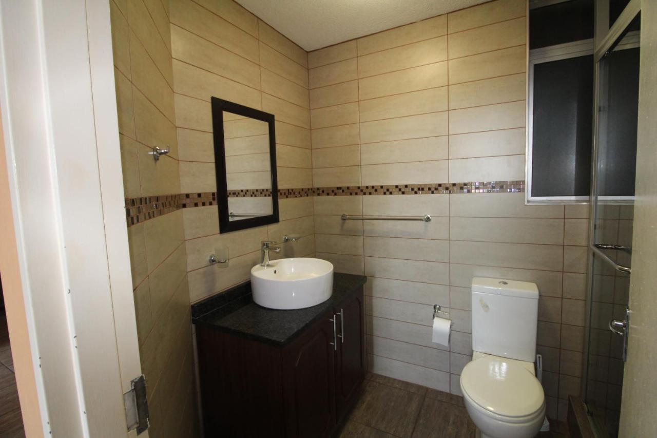 Boulevard 114 Apartment *