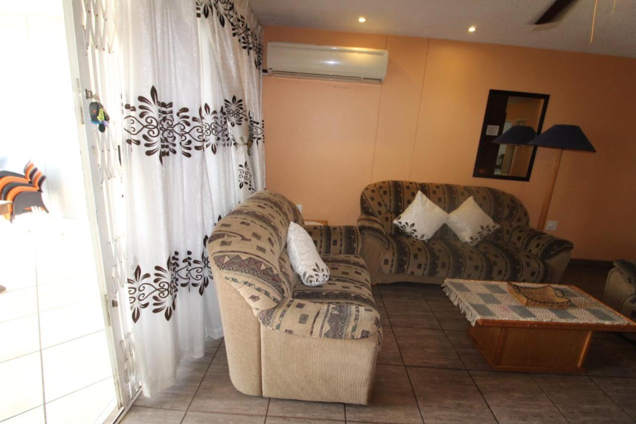 Boulevard 114 Apartment